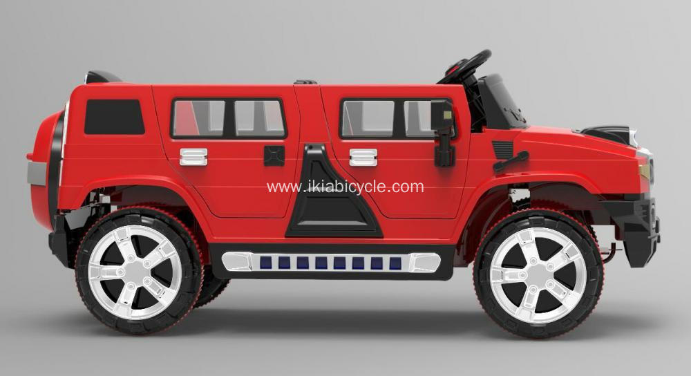 coche eléctrico color rojo paseo en coche